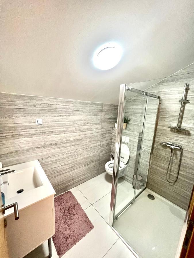 Residence Antiqua Rooms Bibinje Eksteriør billede